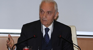 AK PARTİ'NİN İLK DIŞİŞLERİ BAKANI YAŞAR YAKIŞ HAYATINI KAYBETTİ