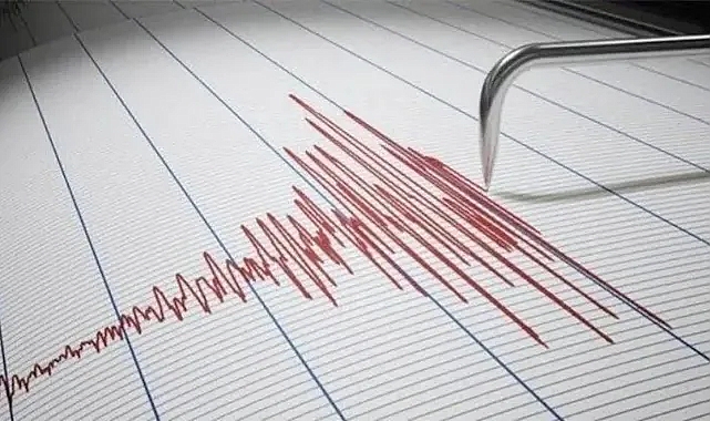 AKDENİZ'DE 4.7 BÜYÜKLÜĞÜNDE DEPREM