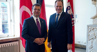 ALMANYA'DA İMAMOĞLU COŞKUSU