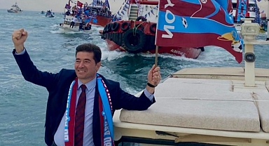 BAŞKAN KAYA, TRABZONSPOR’UN FORMA KAMPANYASINA 1733 FORMA İLE DESTEK OLDU
