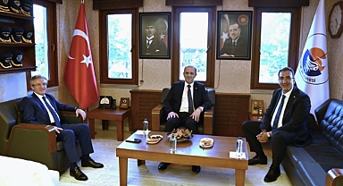 ÇUVALCI'DAN, SÜRMENE BELEDİYE BAŞKANI AZİZOĞLU'NA ZİYARET