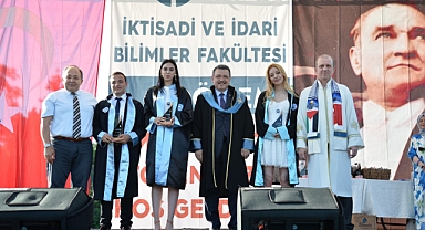 KAMU YÖNETİMİNDE YÜKSEK LİSANS MEZUNU OLDU