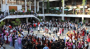 32. ULUSLARARASI AKÇAABAT MÜZİK VE HALK OYUNLARI FESTİVALİ BAŞLADI