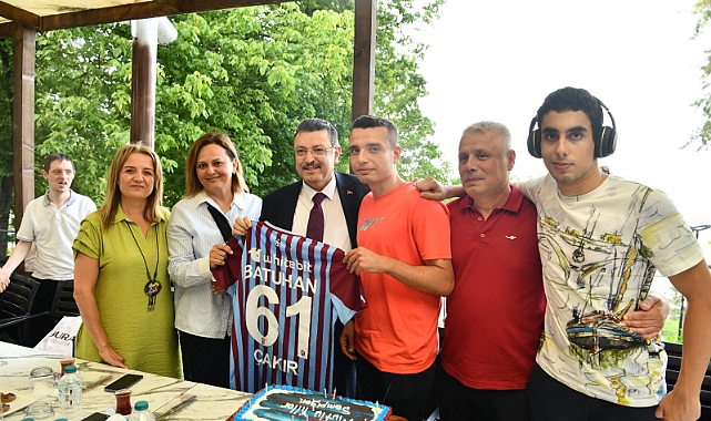 BAŞKAN GENÇ, ÖZEL SPORCU BATUHAN’I YALNIZ BIRAKMADI