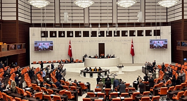 EMEKLİ MAAŞINA ZAMMIN DA YER ALDIĞI KANUN TEKLİFİ KABUL EDİLDİ