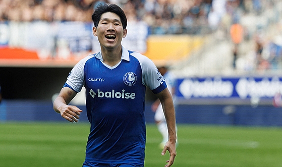 HYUN SEOK HONG CİDDİYE BİNİYOR