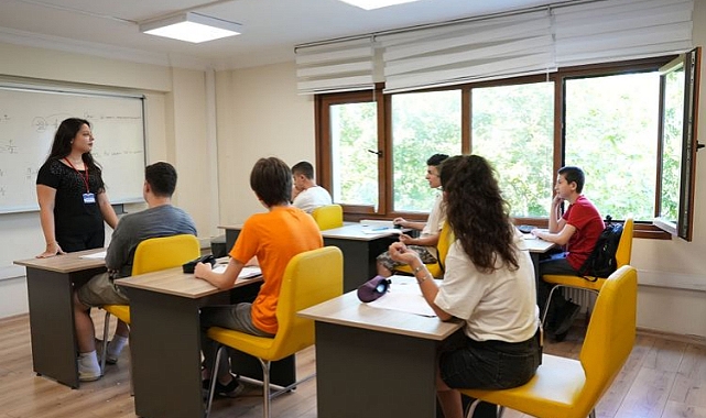 İBB DERS ATÖLYELERİ YAZ DÖNEMİNDE DE DEVAM EDİYOR