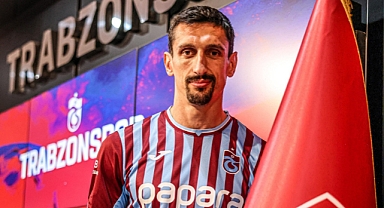 SÜTTEN AĞZI YANDI YOĞURDA ÜFLEDİ!