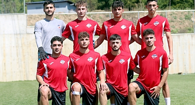 TRABZONLU GENÇLER FORMA SAVAŞI VERİYOR!