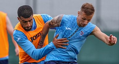 TRABZONSPOR GÜNÜ ÇİFT ANTRENMANLA TAMAMLADI