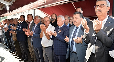 EFSANE BAŞKAN SON YOLCULUĞUNA UĞURLANDI
