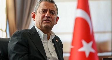 ÖZGÜR ÖZEL, 30 AĞUSTOS ZAFER BAYRAMI'NI KUTLADI