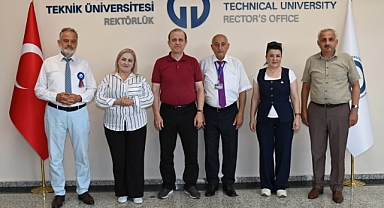 REKTÖR ÇUVALCI, AZERBAYCAN HEYETİNİ AĞIRLADI