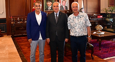 ŞENOL GÜNEŞ TRABZON VALİSİ AZİZ YILDIRIM'I ZİYARET ETTİ