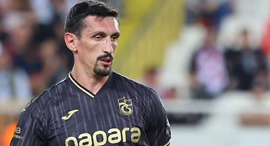 STEVAN SAVİC HATALARIYLA ŞAŞIRTTI!