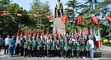 ATATÜRK’ÜN TRABZON’A İLK GELİŞİNİN 100. YILI COŞKUYLA KUTLANDI