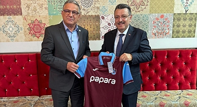 BAŞKAN GENÇ, KANUNİ'Yİ ANMAK İÇİN MACARİSTAN’DA