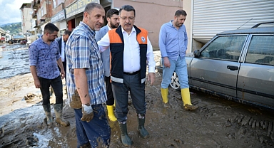 BAŞKAN GENÇ SEL BÖLGESİNDEKİ SON DURUMU AÇIKLADI