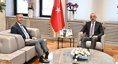 MHP İL BAŞKANI AYAR, BAKAN URALOĞLU'NU MAKAMINDA ZİYARET ETTİ