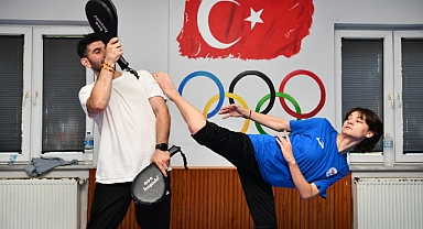MÜMÜNE'NİN GÖZÜ DÜNYA ŞAMPİYONLUĞUNDA