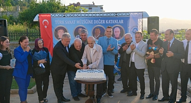ORTAHİSAR BELEDİYESİ, TRABZON’UN EMEKTAR SANATÇILARINI BİR ARAYA GETİRDİ