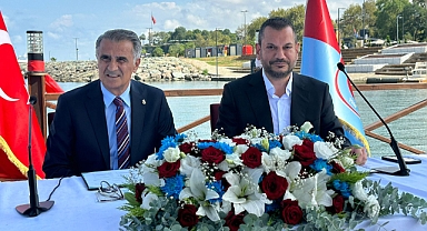 ŞENOL GÜNEŞ İÇİN RESMİ İMZA TÖRENİ DÜZENLENDİ