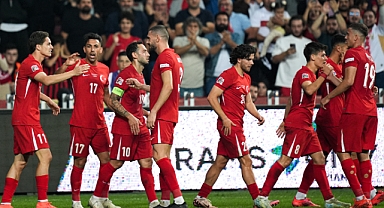 A MİLLİ FUTBOL TAKIMIMIZ LİDERLİĞİNİ SÜRDÜRDÜ: 1-0