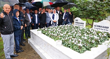 ALİ OSMAN ULUSOY KABRİ BAŞINDA ANILDI