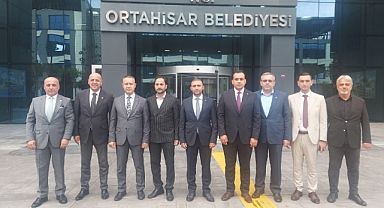 AYAR: TEŞKİLATLARIMLA GURUR DUYUYORUM