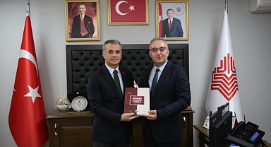 BAŞKAN BIYIK TRABZONLU BÜROKRATIN GÖREVDEN ALINMASINI ELEŞTİRDİ