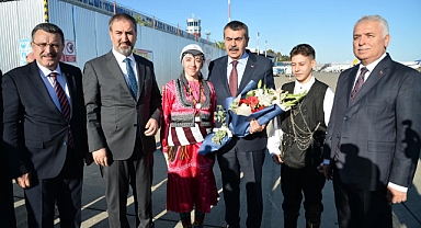 MİLLİ EĞİTİM BAKANI TEKİN TRABZON'DA