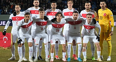 İZLANDA'DA TARİHİ GECE: İZLANDA-2 TÜRKİYE-4