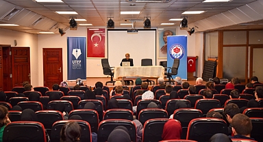 YAZARLAR OF'TA EDEBİYATSEVERLERLE BULUŞTU
