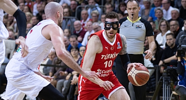 A MİLLİ ERKEK BASKETBOL TAKIMI 2025 EUROBASKET BİLETİNİ KAPTI