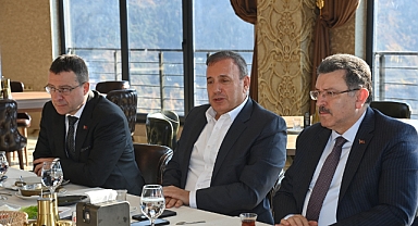 BAŞKAN GENÇ, BACASIZ SANAYİYE HEP BERABER SAHİP ÇIKMALIYIZ