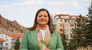 BURCU KÖKSAL: DEM EŞ BAŞKANININ KONUŞTUĞU OTOBÜS ÜSTÜNDE OLMAM