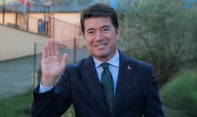 AHMET KAYA YENİ YIL MESAJI YAYIMLADI