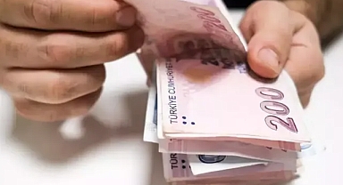 ASGARİ ÜCRET PAZARLIĞI BAŞLIYOR: İŞÇİ MASAYA 5 BİN 105 LİRA KAYIPLA OTURUYOR