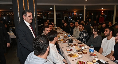 BAŞKAN GENÇ: MİLLİ TEKNOLOJİ YÜRÜYÜŞÜ GENÇLERİN OMUZLARINDA