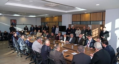 BAŞKAN KAYA, SENDİKA TEMSİLCİLERİ VE İŞÇİLERLE BİR ARAYA GELDİ