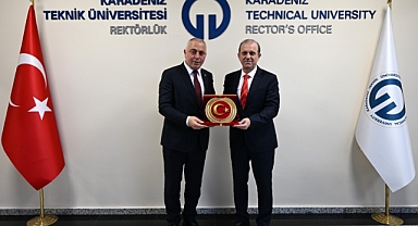 BÜYÜK BİRLİK PARTİSİ İL BAŞKANI ADEM AYDIN’DAN KTÜ’YE ZİYARET