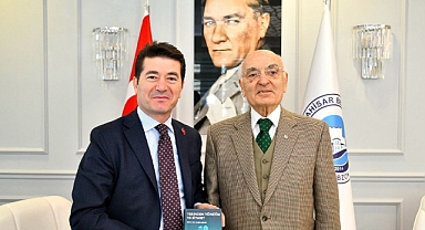 AHMET KAYA'DAN PROF. DR. RUŞEN KELEŞ’E TEŞEKKÜR