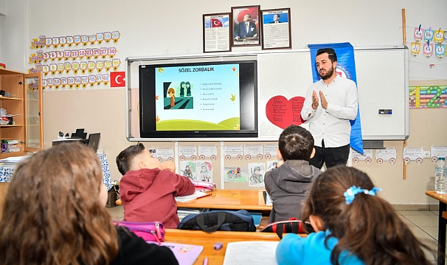 BÜYÜKŞEHİR’NDEN AKRAN ZORBALIĞINA KARŞI FARKINDALIK EĞİTİMİ