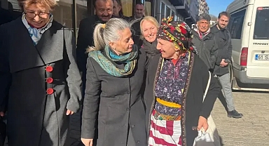 CHP HEYETİ ŞALPAZARI'NDA VATANDAŞLARLA BULUŞTU