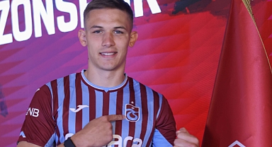 DANYLO SİKAN TRABZONSPOR'DA! İMZA TÖRENİ GERÇEKLEŞTİ