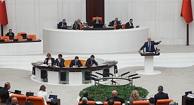 EN DÜŞÜK EMEKLİ MAAŞ ZAMMI MECLİS'TE KABUL EDİLDİ!