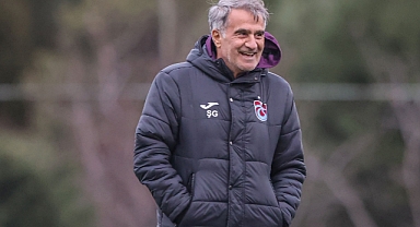 GÜNEŞ FUTBOLCULARI ÖDÜLLENDİRDİ!