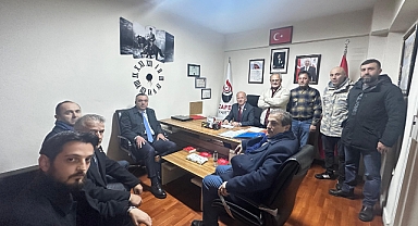 İYİ PARTİ TRABZON MİLLETVEKİLİ YAVUZ AYDIN’DAN ZAFER PARTİSİ’NE DESTEK ZİYARETİ