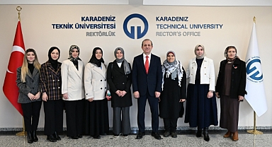 KADEM’DEN REKTÖR PROF. DR. ÇUVALCI’YA TEŞEKKÜR ZİYARETİ