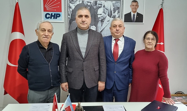 ÜÇ ÖNEMLİ İSİM CHP'YE KATILDI
